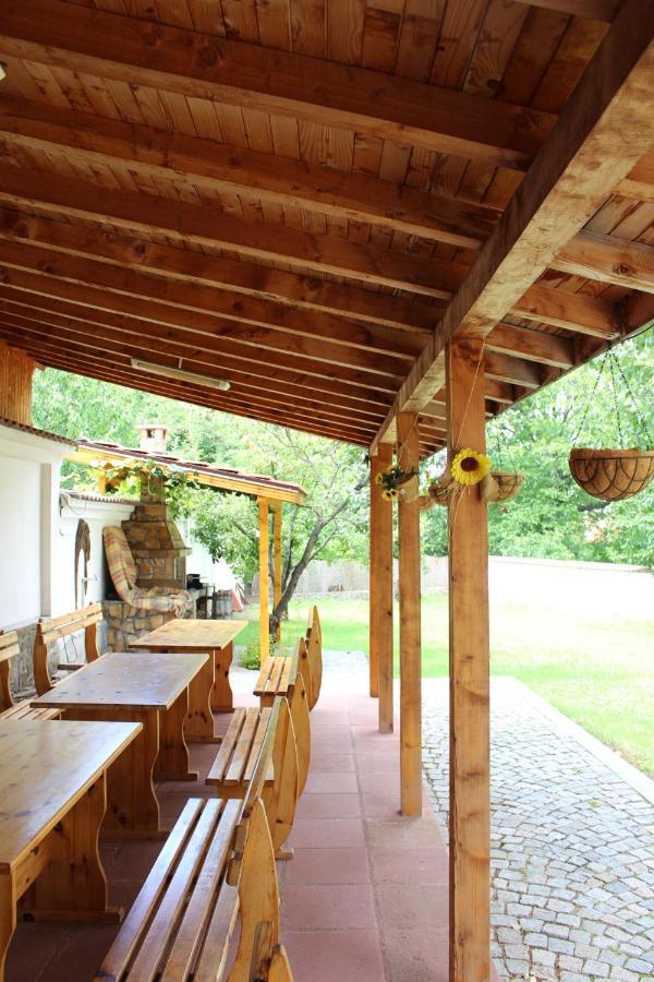 Hotel Radi Sapareva Banya ภายนอก รูปภาพ